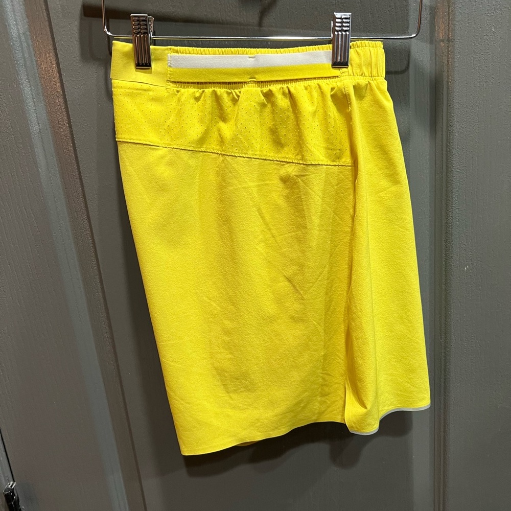 Lululemon Surged Lined 6” Color soleil